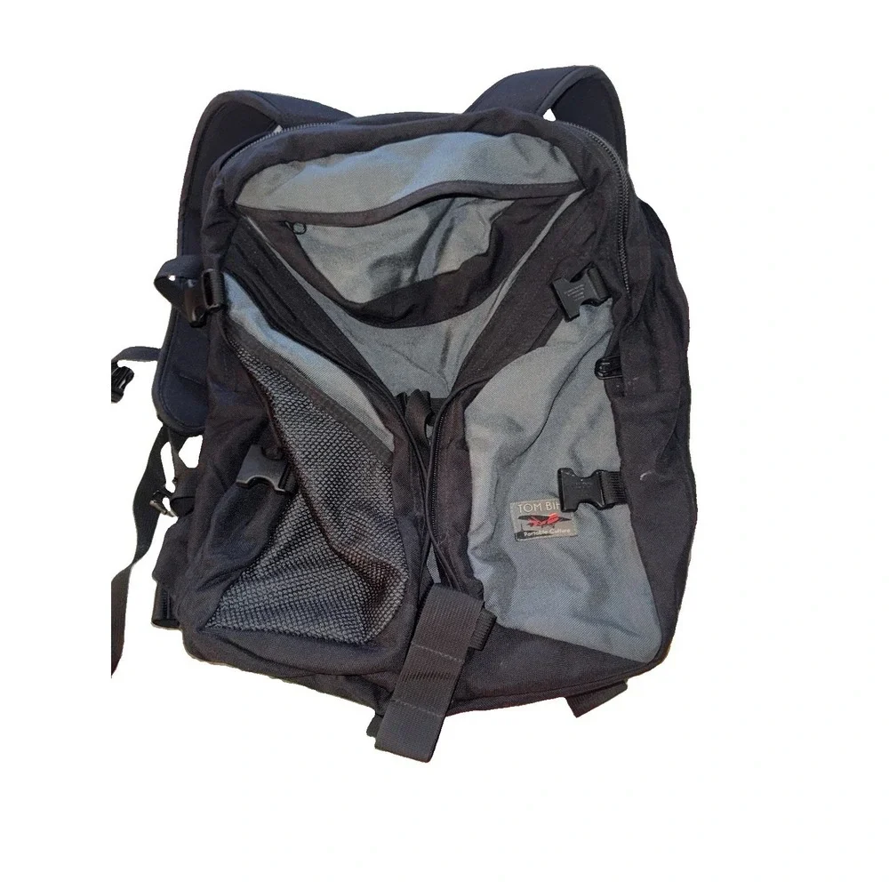 Tom Bihn Brain Bag Backpack 36L Black Gray